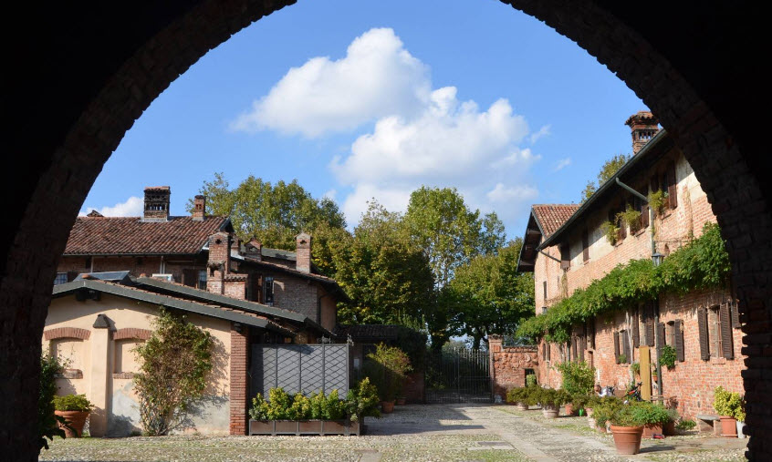 Castelletto di Longhignana, Italy